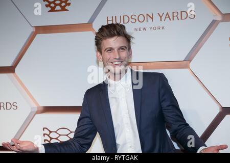 RJ Re presso gli arrivi per i negozi e i ristoranti a Hudson Yards VIP Grand Apertura, 20 cantieri Hudson, New York, NY Marzo 14, 2019. Foto di: Jason Smith/Everett Collection Foto Stock