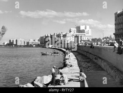 Geografia / viaggi storico, Egitto, città e comunità, Alessandria, porto, visualizzazione degli anni sessanta, Additional-Rights-Clearance-Info-Not-Available Foto Stock