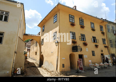 Casa Gotica Vlad Dracul (voivode di Valacchia Vlad II Dragon Casa) edificata nel XIV secolo dove Vlad l'Impalatore (ispirato per Bram Stoker's Dracula) w Foto Stock