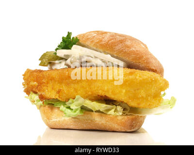 Pesce fritto Bun su sfondo bianco Foto Stock