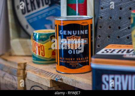 Harley Davidson 'evento open house' in Italia, l'olio può. Foto Stock