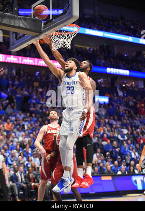Marzo 15, 2019; Kentucky Wildcats avanti EJ Montgomery (23) stabilisce la palla fino a| durante un SEC campionato di serie gioco tra l'Alabama Crimson Tide vs Kentucky Wildcats alla Bridgestone Arena di Nashville, TN (obbligatorio Photo credit: Steve Roberts/Cal Sport Media) Foto Stock