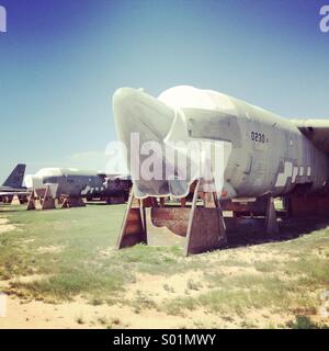 Un bombardiere B-52 in deposito a Davis Monthan Air Force Base in Arizona. Foto Stock