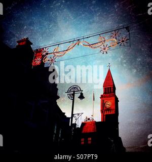 Chorley town hall e le decorazioni di Natale Foto Stock