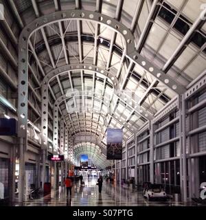 All'interno l'Aeroporto Internazionale di O'Hare di Chicago, IL, Stati Uniti d'America. Foto Stock