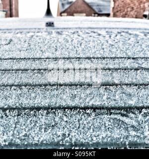 Auto sbrinatore frost di fusione al parabrezza posteriore Foto stock