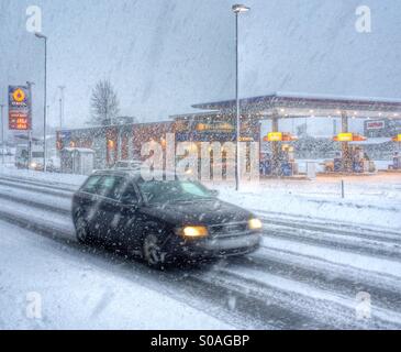 La nevicata a Bergen, Norvegia alla fine di gennaio. Foto Stock