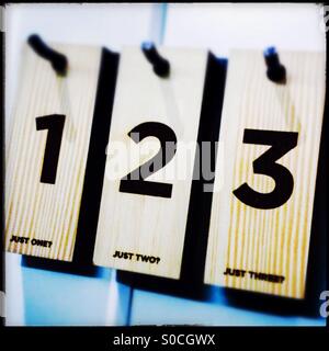 Il conteggio dei numeri da 1 a 3. Tre opzioni. Foto Stock