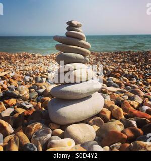 Spiaggia di bilanciamento di pietra Foto Stock