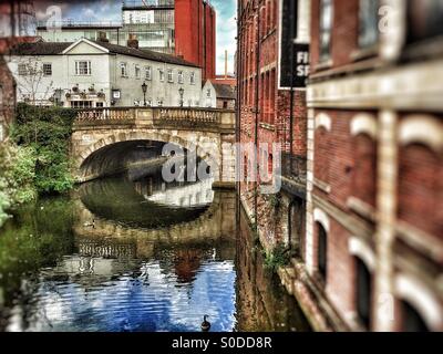 Ponte sul canal York North Yorkshire England Regno Unito Foto Stock