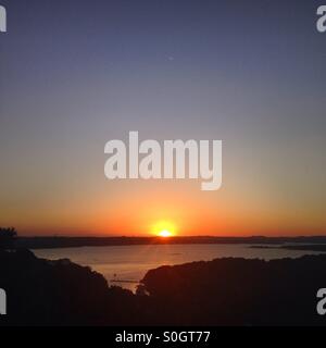 Lago Travis al tramonto. Di Austin in Texas. Foto Stock