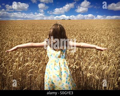 La ragazza di Cornfield Foto Stock