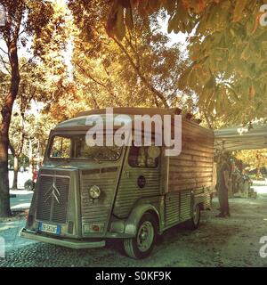 Citroen H street food carrello Foto Stock