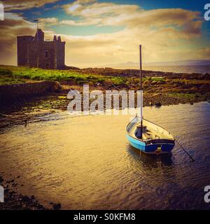 Portencross porto e castello al tramonto, Ayrshire,Scozia Scotland Foto Stock