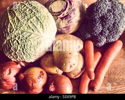 Selezione di verdure fresche Foto Stock