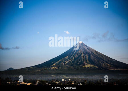 Il Majestic Mt, Mayon in Albay, Filippine. Foto Stock