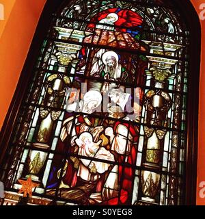 Presepe in vetro colorato, St Anne's church, Manchester Foto Stock