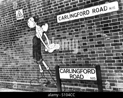 Arte di strada del carattere fittizio, Olive Oyl da Popeye. Carlingford road. Londra. Il legno verde. U.K. Maggio 2016 Foto Stock