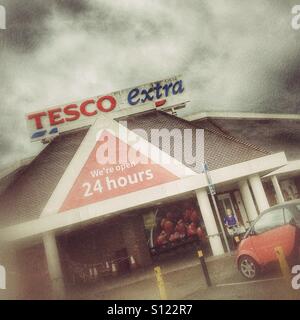 Negozio Tesco, Sandhurst, Berkshire, Inghilterra, Regno Unito. Foto Stock