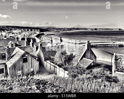 Vista del Seatown, Cullen, Banffshire, murene, Scotland, Regno Unito. Foto Stock