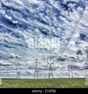 Le linee di alimentazione nei pressi di Grand Coulee dam nello stato di Washington Foto Stock