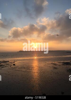 Elicottero sopra Brownsea Island Poole Dorset Foto Stock