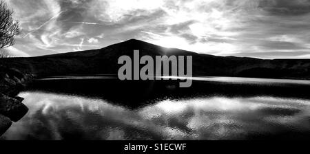 Lough tay, Co.Wicklow - b&W Foto Stock