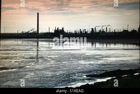 Tar sands, Fort McMurray,laghetto di fanghi Foto Stock