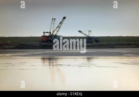 Tar sands, Fort McMurray,laghetto di fanghi Foto Stock