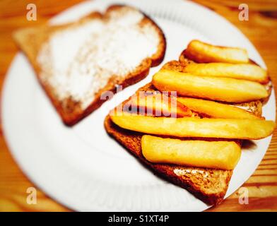 Tagliato spesso sandwich di chip Foto Stock