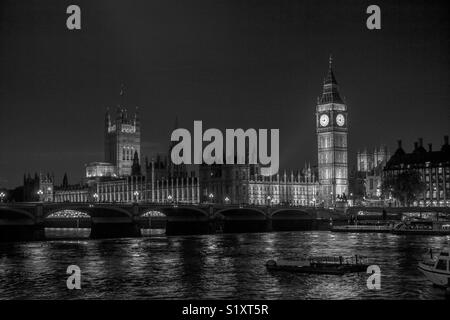 Londra il Big Ben di notte Foto Stock