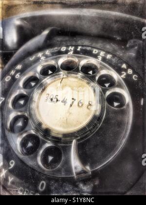 Rotante vecchio telefono Foto Stock