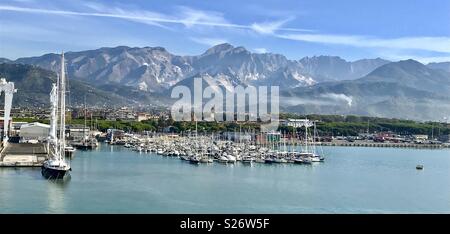 Marina di Carrara in Toscana Foto Stock