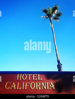 L'Hotel California a Todos Santos, Baja California, Messico. Si pensa che in questo hotel della banda musicale di aquile ha scritto i loro famosi album Hotel California Foto Stock