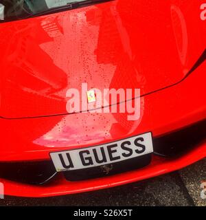 Ferrari 458 Italia con ostentato personalised numero di targa, Wan Chai, Hong Kong Foto Stock