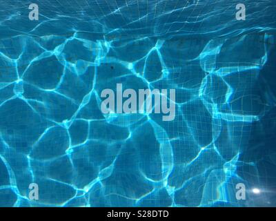 Piscina con acqua Foto Stock