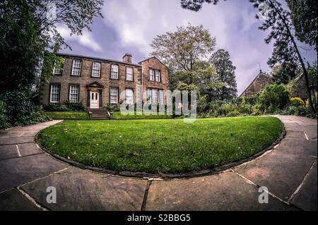 Il Bronte Parsonage, Haworth, West Yorkshire, Regno Unito Foto Stock