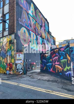 Shoreditch street art graffiti su Rivington Street, Londra Foto Stock