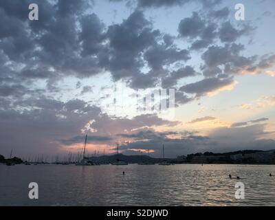 Porto di Santa Ponsa beach Foto Stock