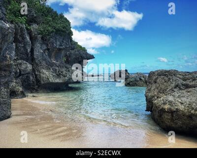 Tagachang spiaggia di Guam. Foto Stock