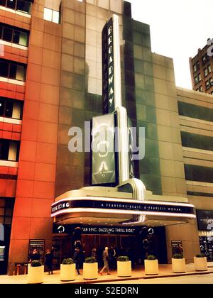 King Kong il musical presso il teatro di Broadway in Times Square a New York City, Stati Uniti Foto Stock