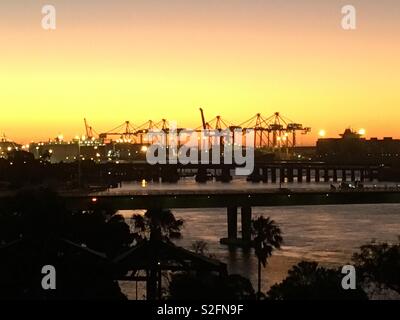 Sunset Fremantle docks Foto Stock