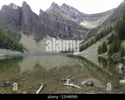 Il lago di Agnese, il Parco Nazionale di Banff Foto Stock