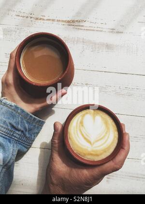 Due tazze di caffè. Foto Stock