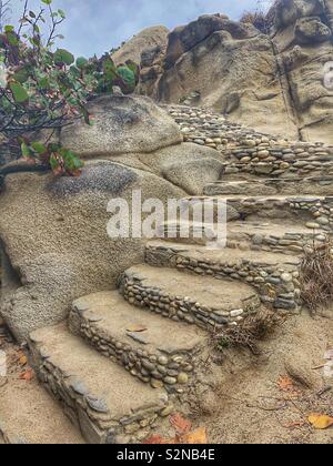Scale di pietra nel Parco Nazionale Tayrona, Santa Marta, Colombia. Foto Stock