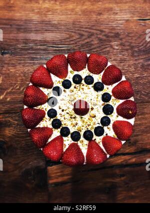 Strawberry Cheesecake fotografata dalla parte superiore Foto Stock