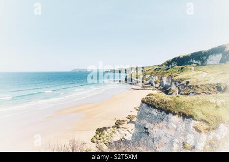 Portrush Whiterocks. L'Irlanda del Nord. Foto Stock