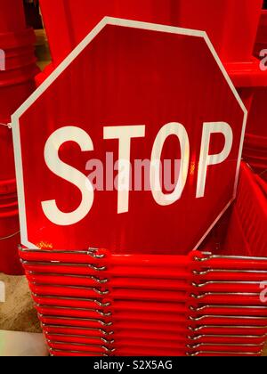Il segnale di arresto chiudono, STATI UNITI D'AMERICA Foto Stock