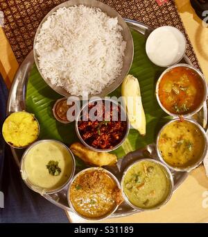 Sud indiano vegetariano Thali. Foto Stock