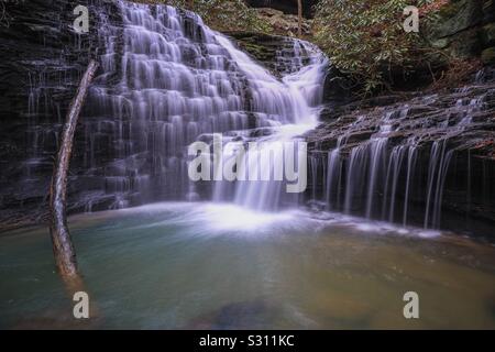 Abbassare Melton Mill Falls in Obed TN Foto Stock